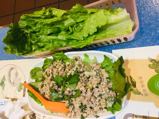 泰式生菜包沙律