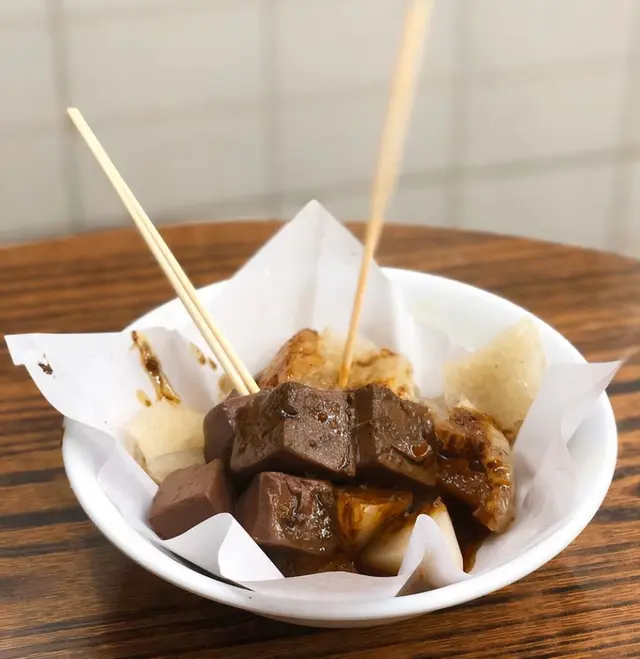 豬紅+豬皮+蘿蔔