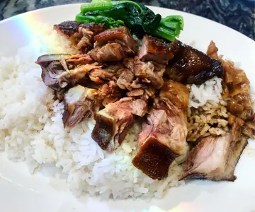 Braised  goose  with  dried  radishes