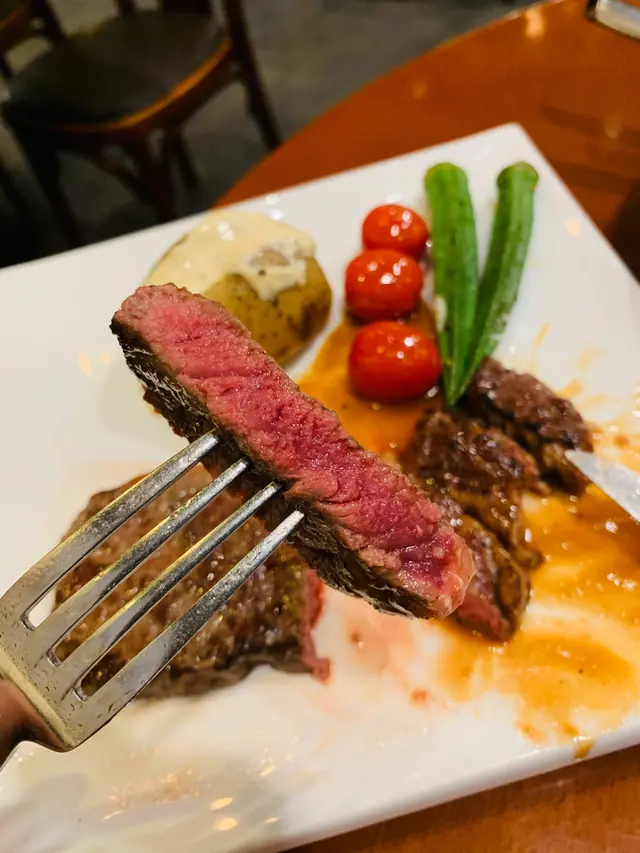 炭燒美國安格斯肉眼牛扒