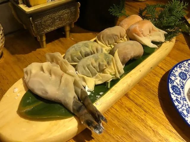 大滾友餃子拼盤