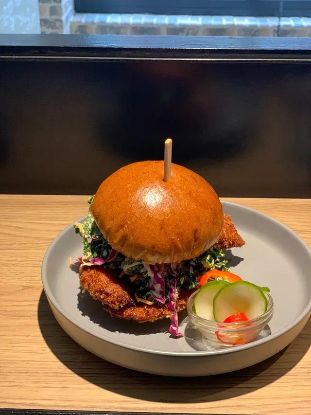 Fried chicken sandwich