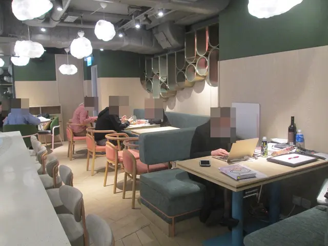 枱與枱之間有一定距離，坐得舒適