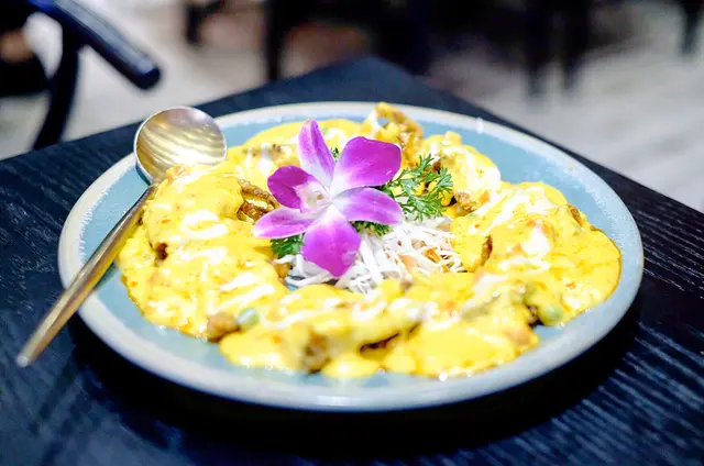 泰皇咖哩炒軟殼蟹