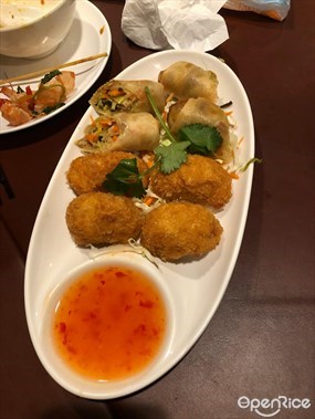 炸蝦餅拼春捲 - 九龍城的泰皇閣泰國菜館