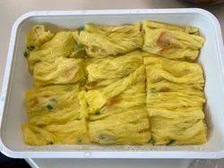 葱花虾米黄金肠粉