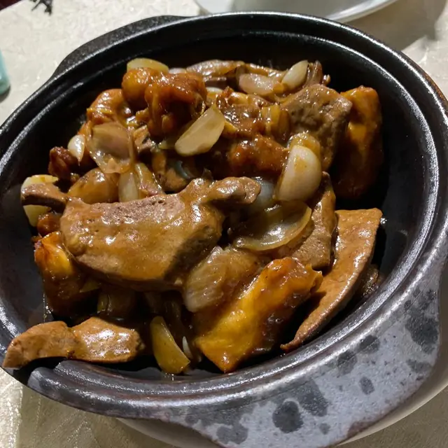 啫啫雞煲