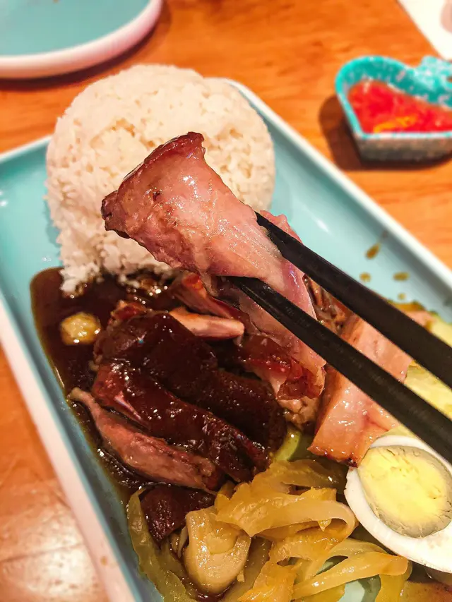 泰式地道豬手飯