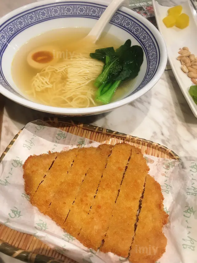 排骨湯麵