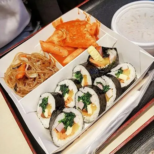 飯團炒年糕炒粉絲飯