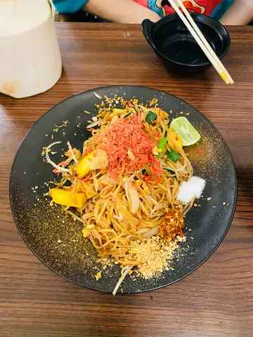 泰式炒金边粉