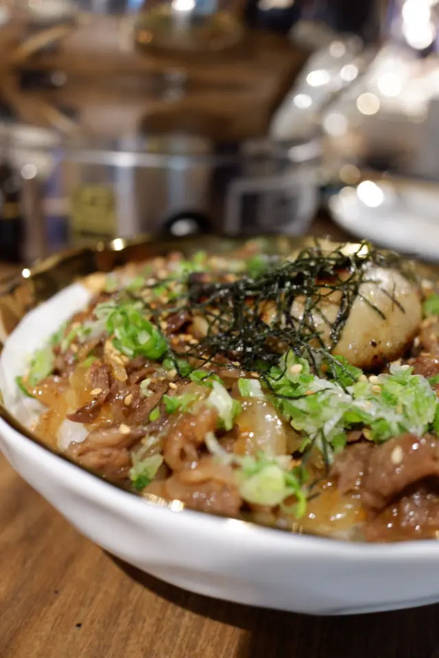 鵝肝和牛丼