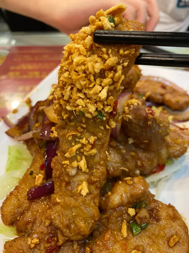 招牌椒鹽蒜香豬扒