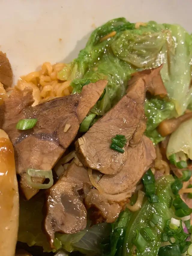 滷得好入味,
不過口感就唔係軟嫩個種,唔係小妹杯茶。