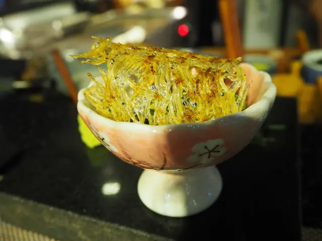 白飯魚乾配波菜