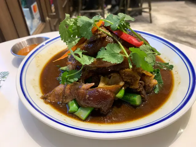 泰式無骨滷水豬手