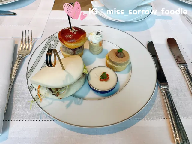 Finger  Sandwiches  and  Savouries