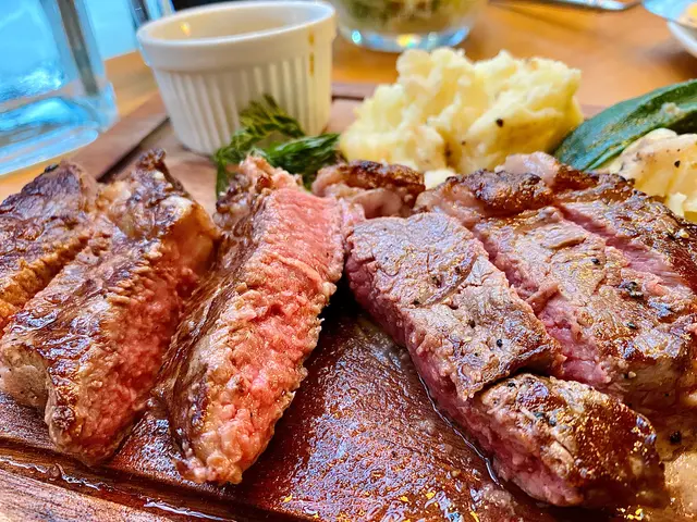 香煎澳洲黑毛安格斯西冷