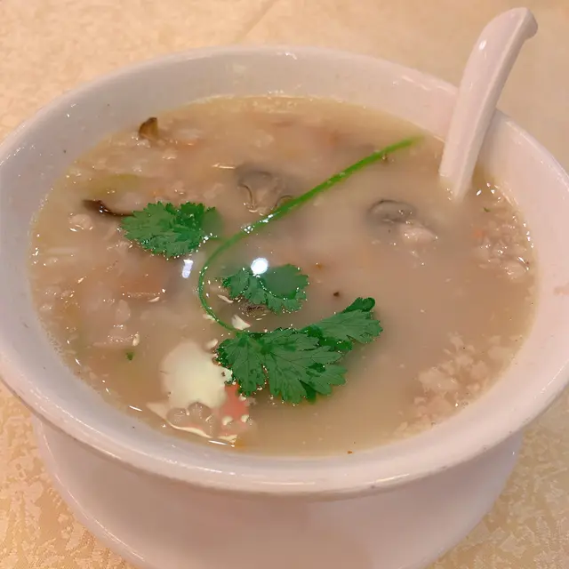 蠔仔肉碎粥