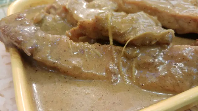 澳門咖哩薯仔豬扒飯