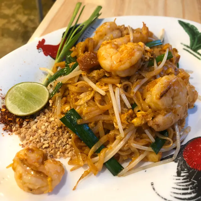 泰式鮮蝦炒金邊粉