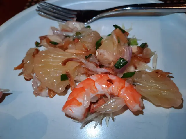 泰式柚子鮮蝦沙律