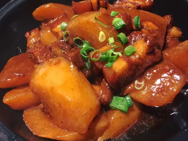 蘿蔔炆肉