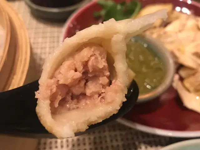 鮮肉鍋貼