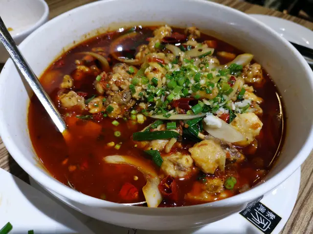 麻辣水煮雞（半隻）