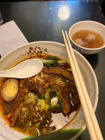紅燒牛肉麵