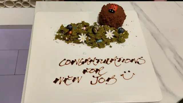 芳香鬆軟的抹茶海綿蛋糕,茶味清香,甜度剛好,整體不算甜膩!