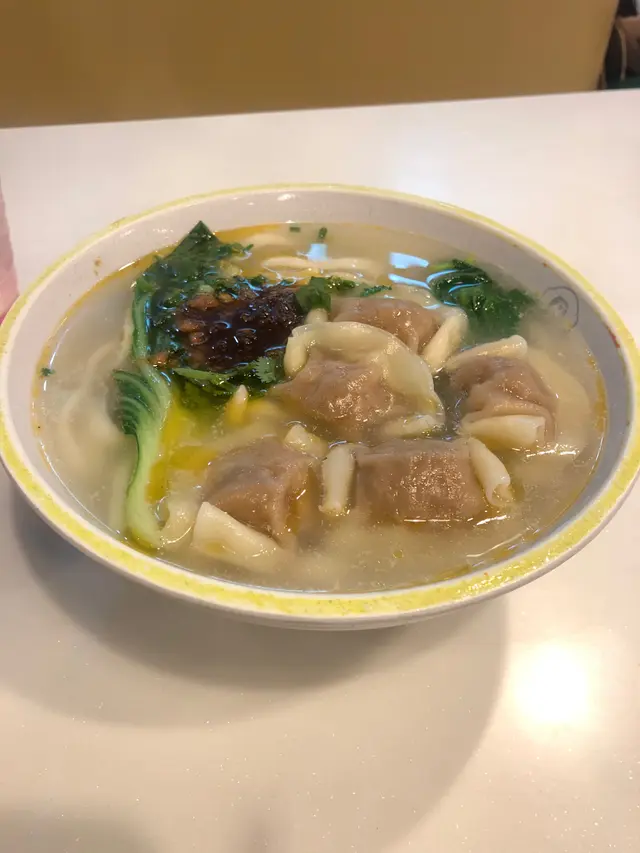 水餃刀削麵