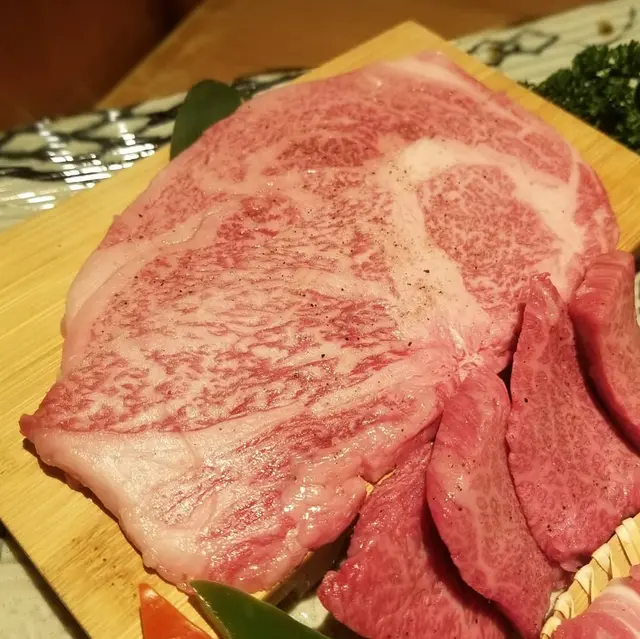 燒特選日本產和牛肉眼