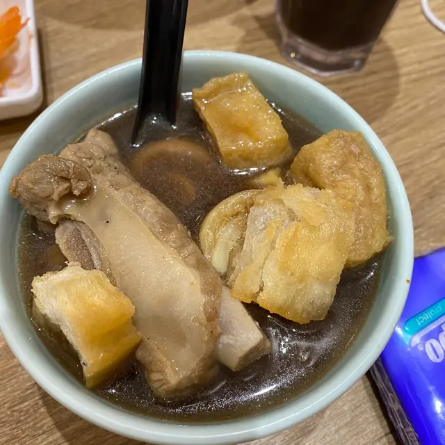 肉骨茶