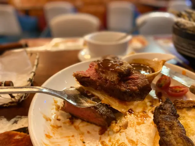 酥皮法國鵝肝牛柳