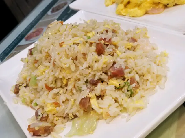 整體揚州炒飯都炒得幾香口, 材料款式唔算太多,簡簡單單, 家常便飯。