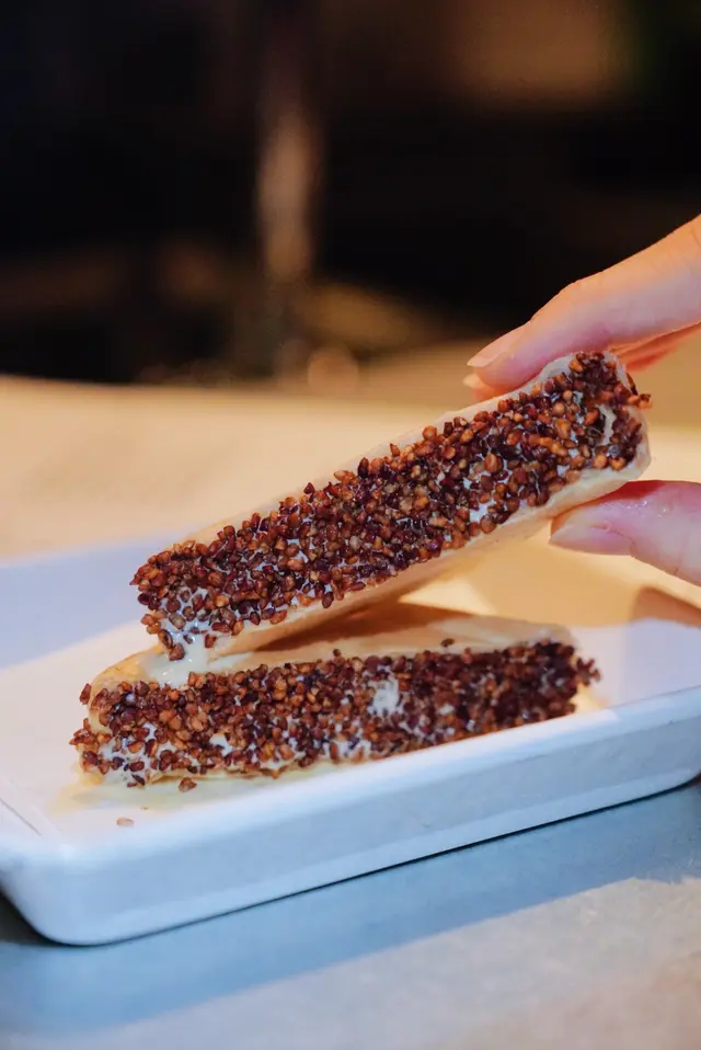 Soba tea icecream sandwich