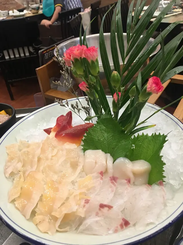 象拔蚌刺身拼盤