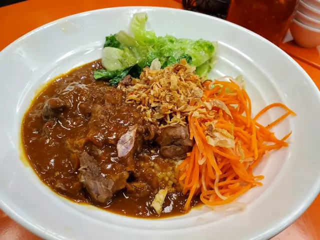 法式咖喱牛肋配油飯香