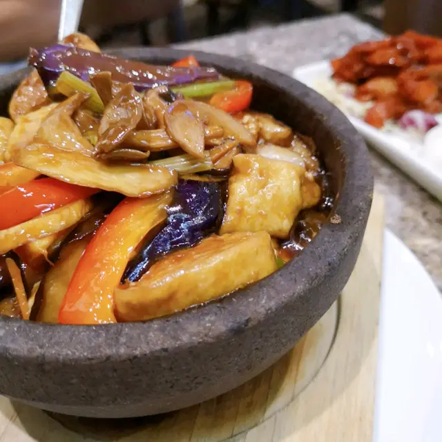 香葉茄子燒豆腐窩