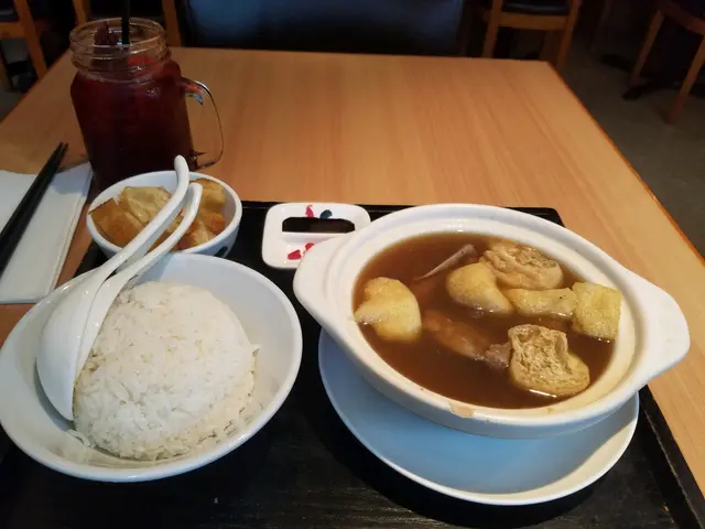 肉骨茶
