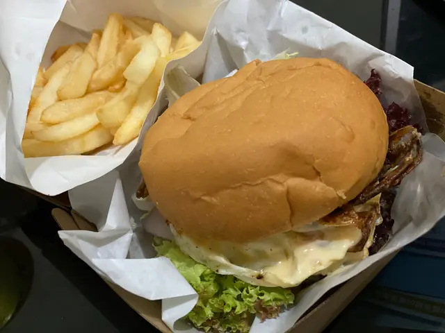 芝士軟殼蟹漢堡