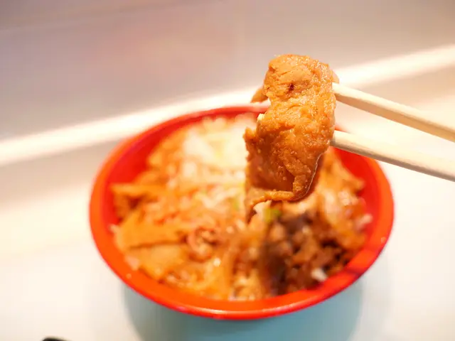 生薑燒豚肉丼