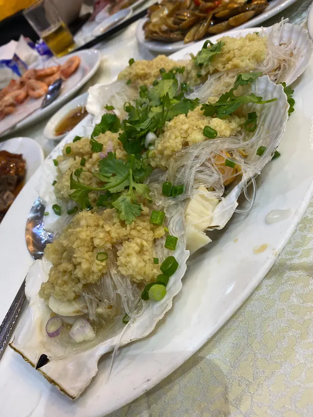 蒜蓉粉絲蒸扇貝
