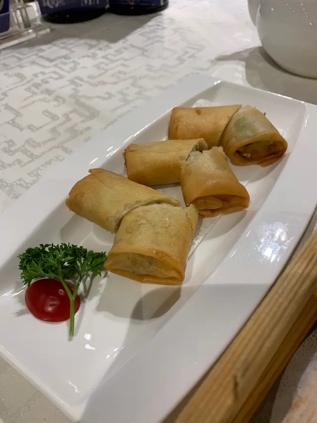 三絲春卷