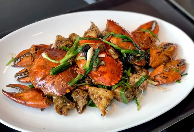 古法避風塘炒蟹