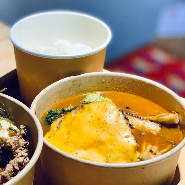 自家製芝士漢堡扒湯咖喱定食