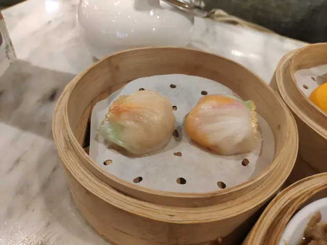 有色蝦餃