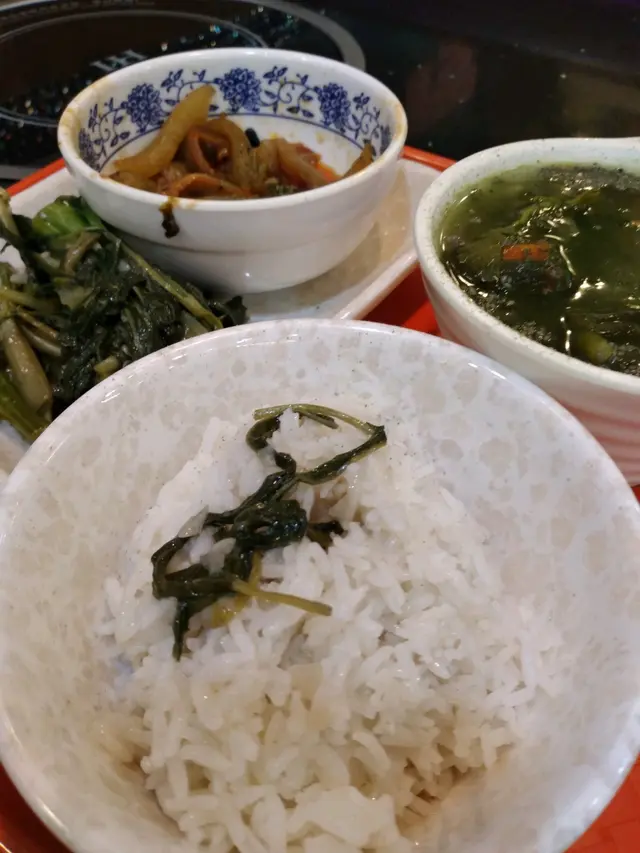 兩餸飯及湯$36