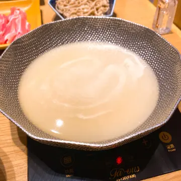 骨膠原湯底